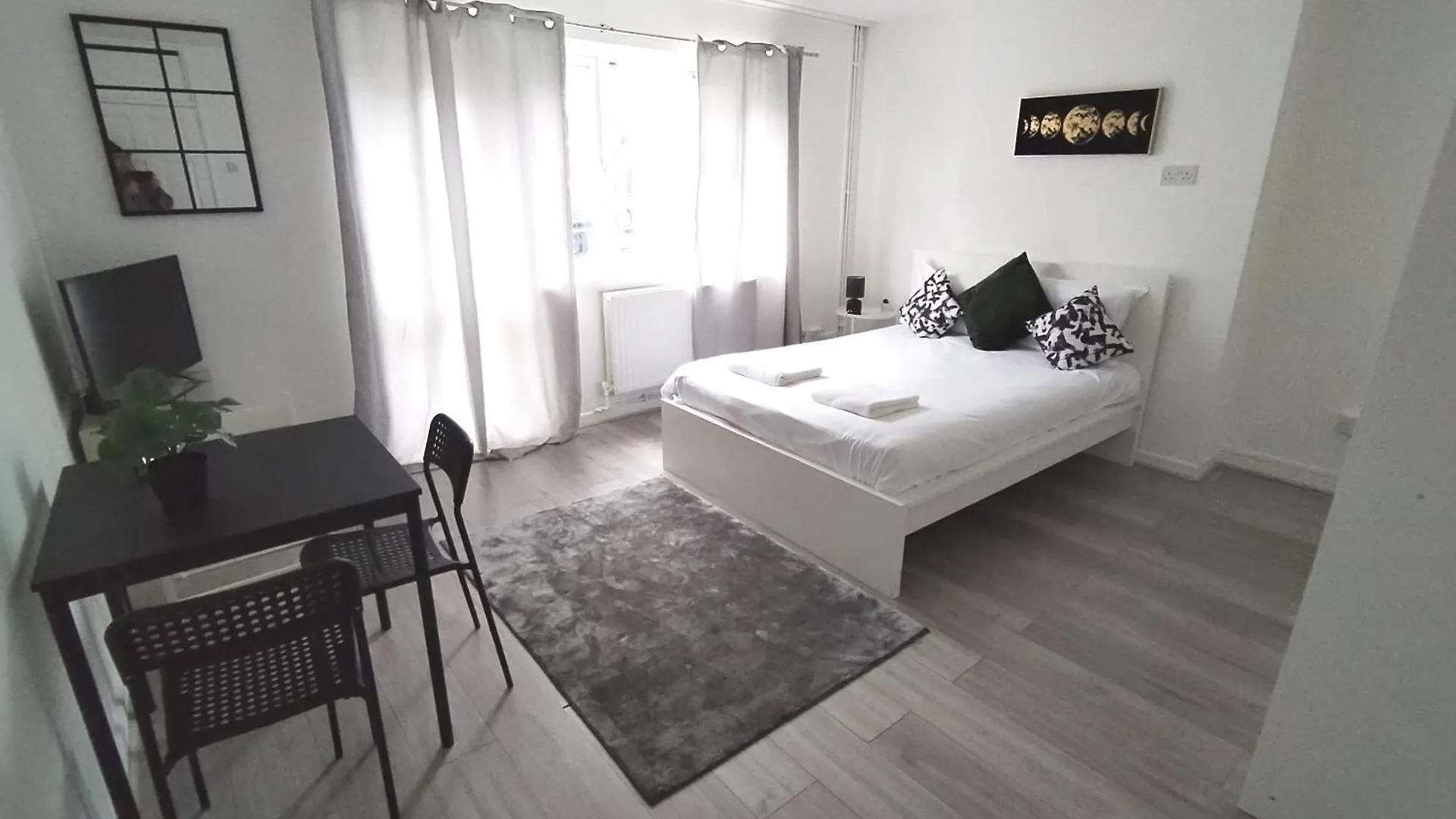 Central London Rooms N1 6Rj 0*,  United Kingdom